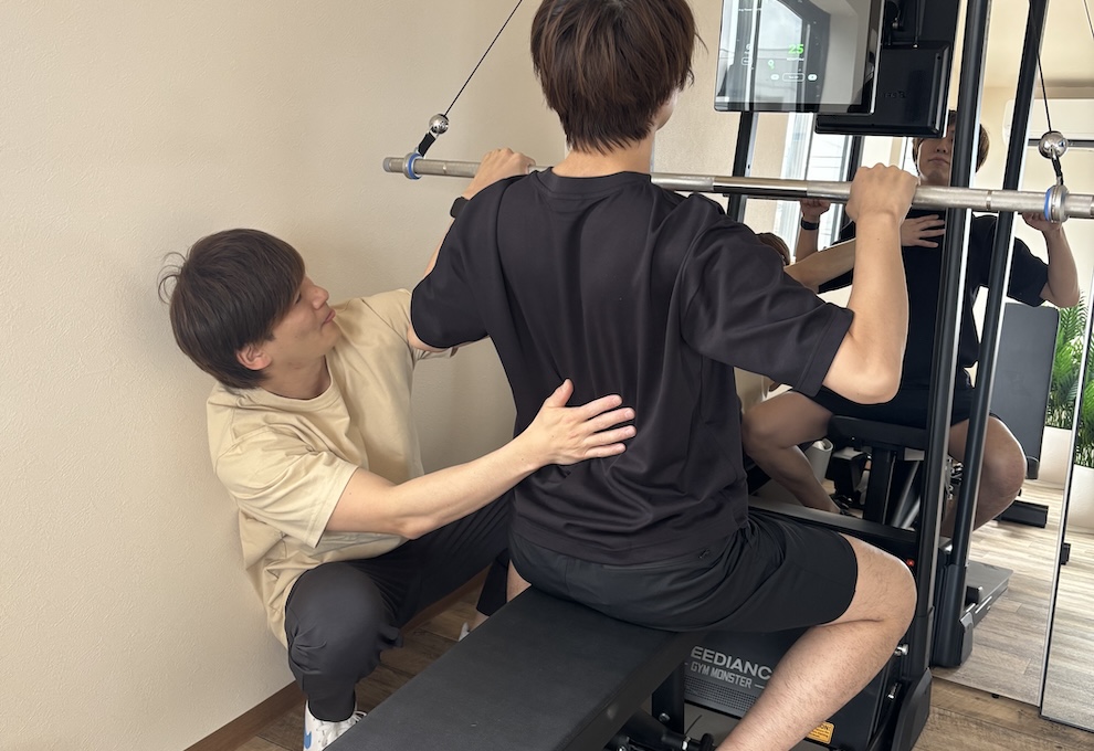 北上市トレーニング スミスマシーンでトレーニング